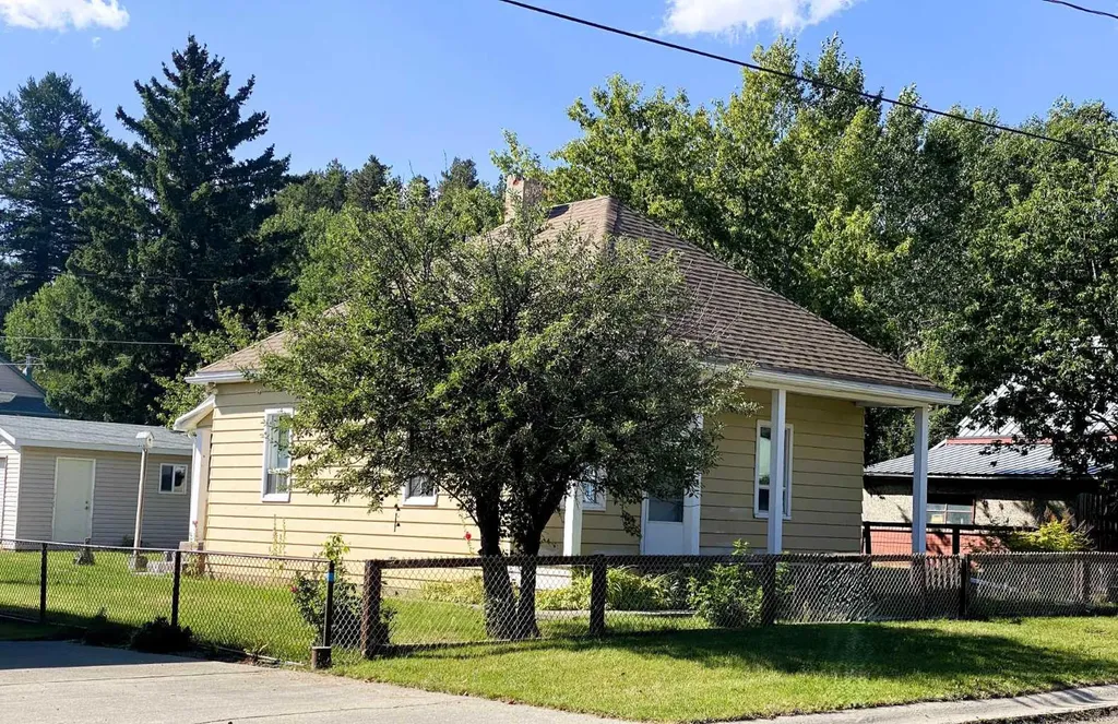 20630 25 Avenue Bellevue AB T0K 0C0