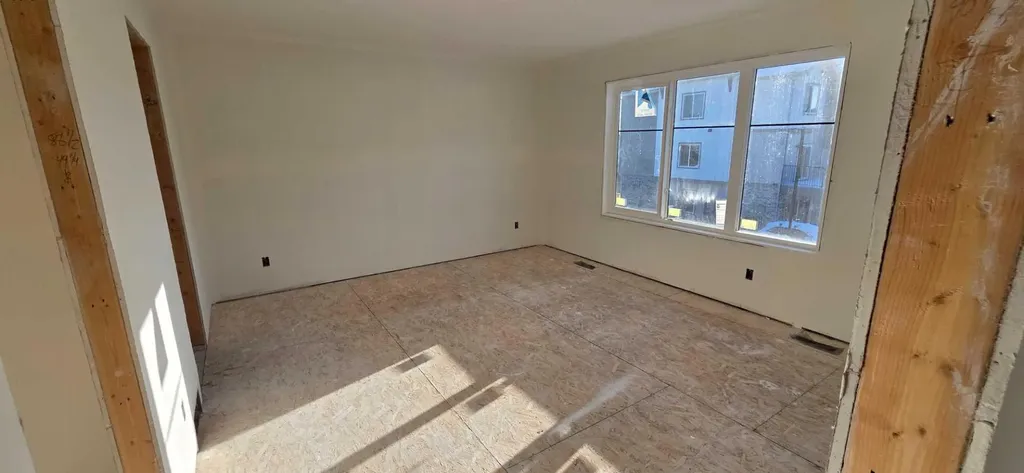 2235 81st Street SW Calgary AB T3H 6M4