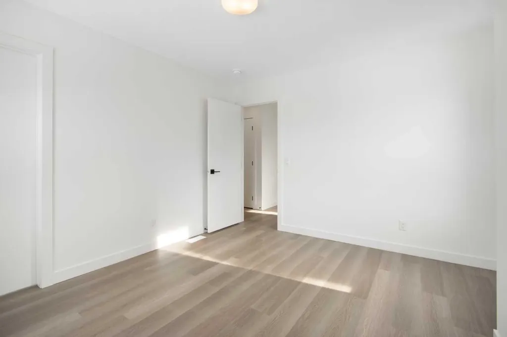 2235 81st Street SW Calgary AB T3H 6M4