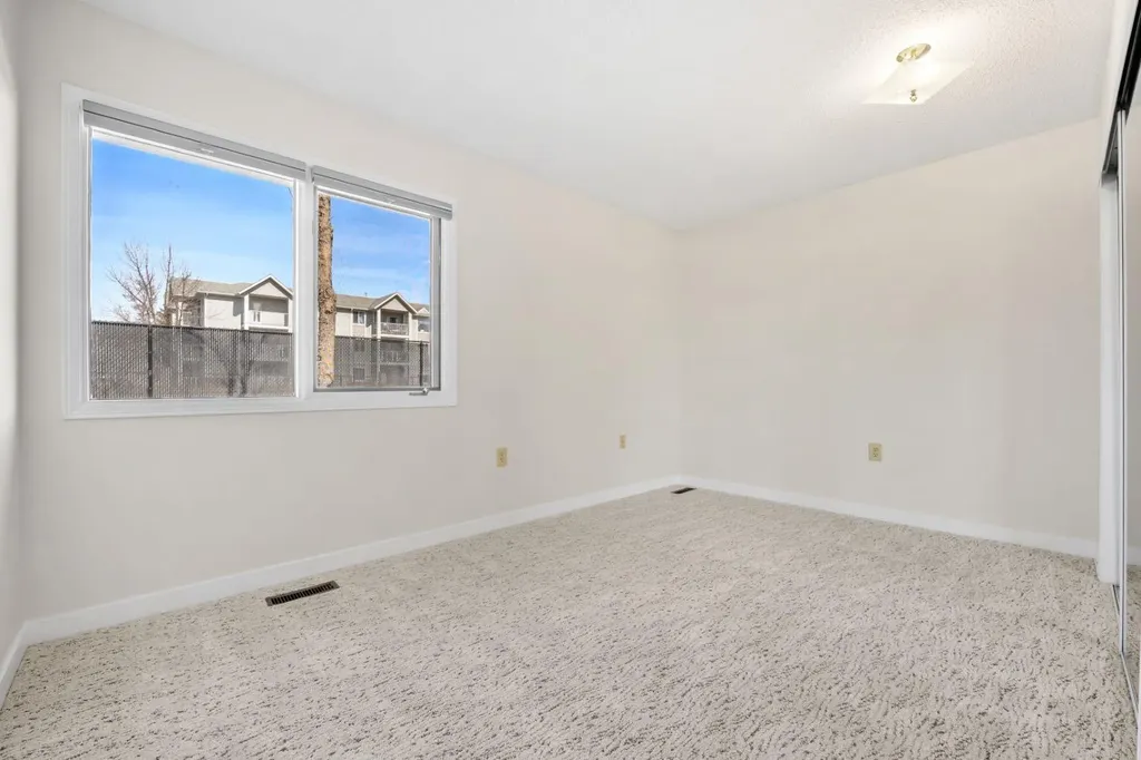 2640 Dovely Court SE Calgary AB T2B3G6