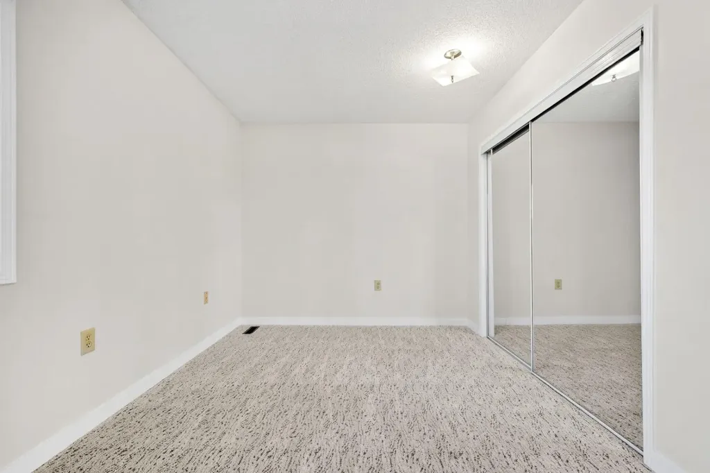 2640 Dovely Court SE Calgary AB T2B3G6
