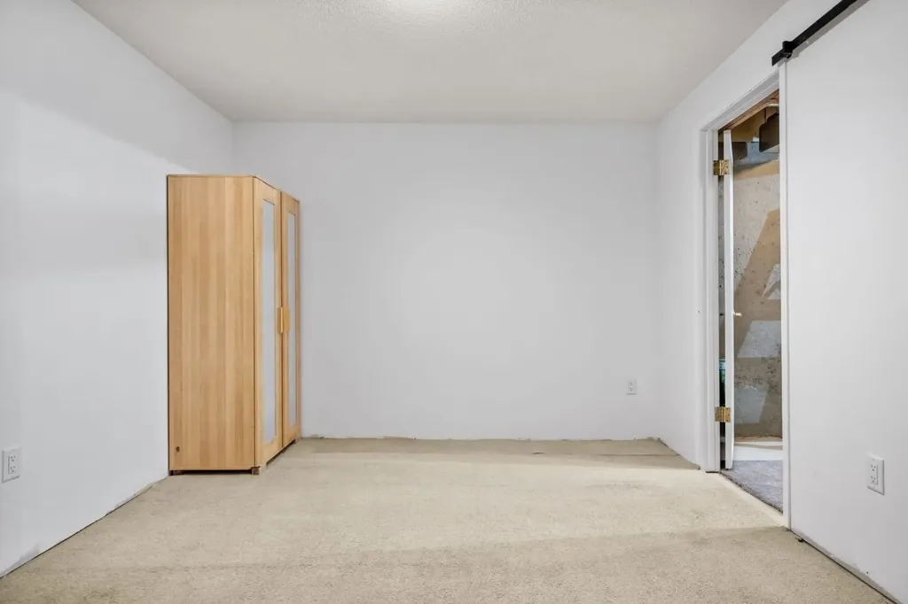 2640 Dovely Court SE Calgary AB T2B3G6