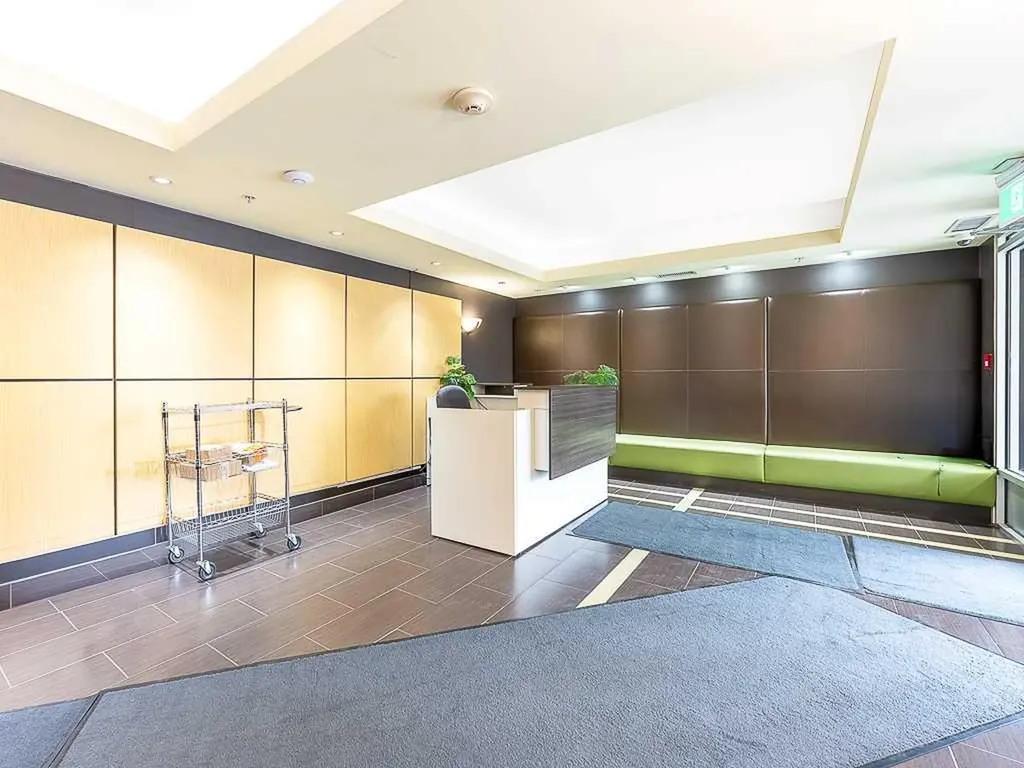 788 12 Avenue SW Calgary AB T2R 0H1