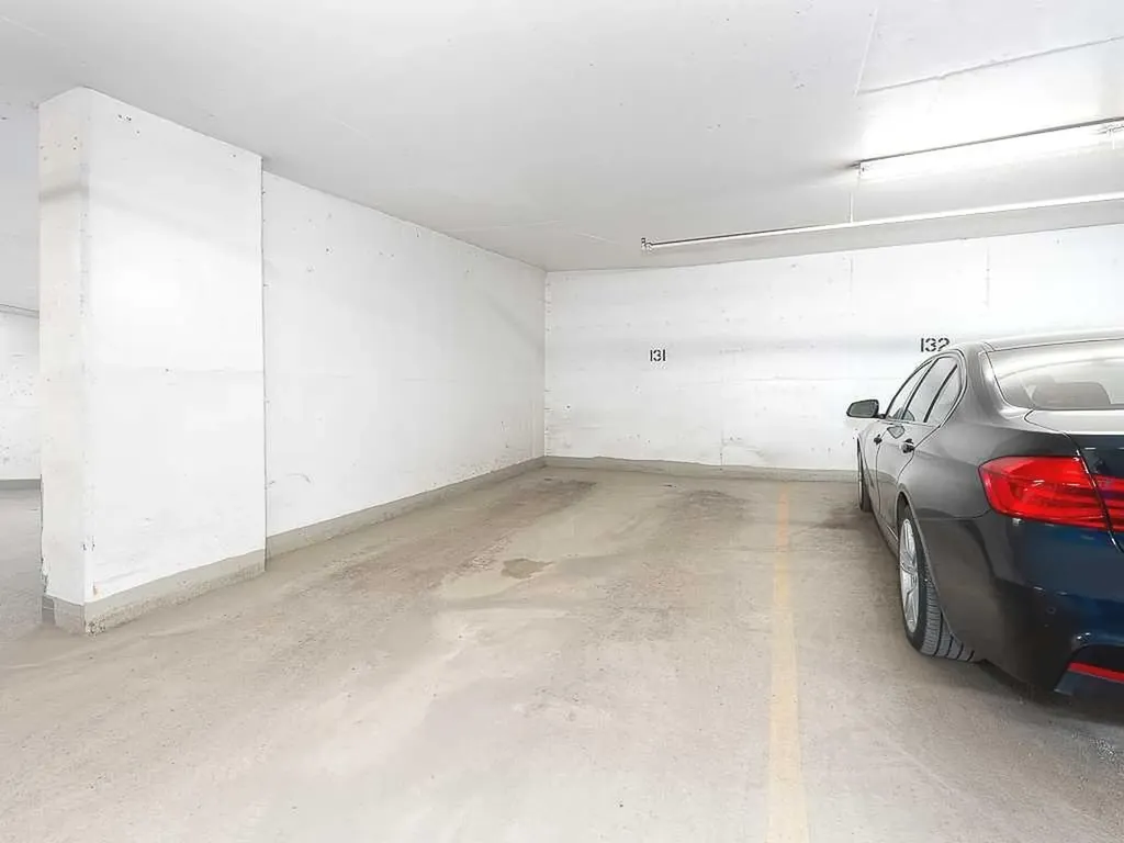 788 12 Avenue SW Calgary AB T2R 0H1