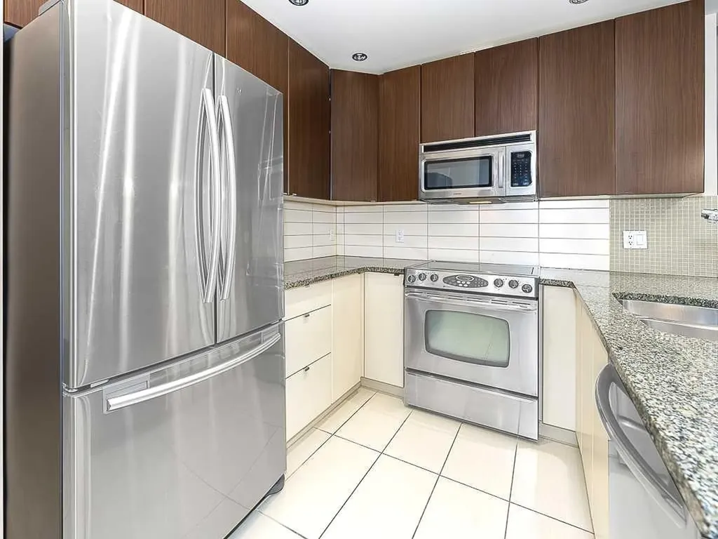 788 12 Avenue SW Calgary AB T2R 0H1