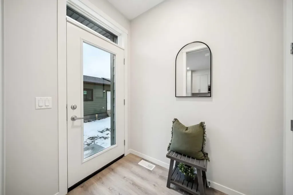 224 Vantage Drive Cochrane AB T4C 3G5