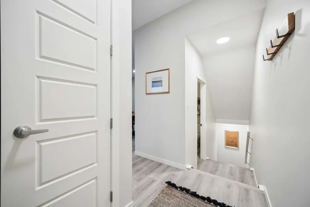 224 Vantage Drive Cochrane AB T4C 3G5