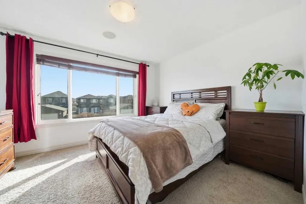 67 Evanspark Road NW Calgary AB T3P 0G6