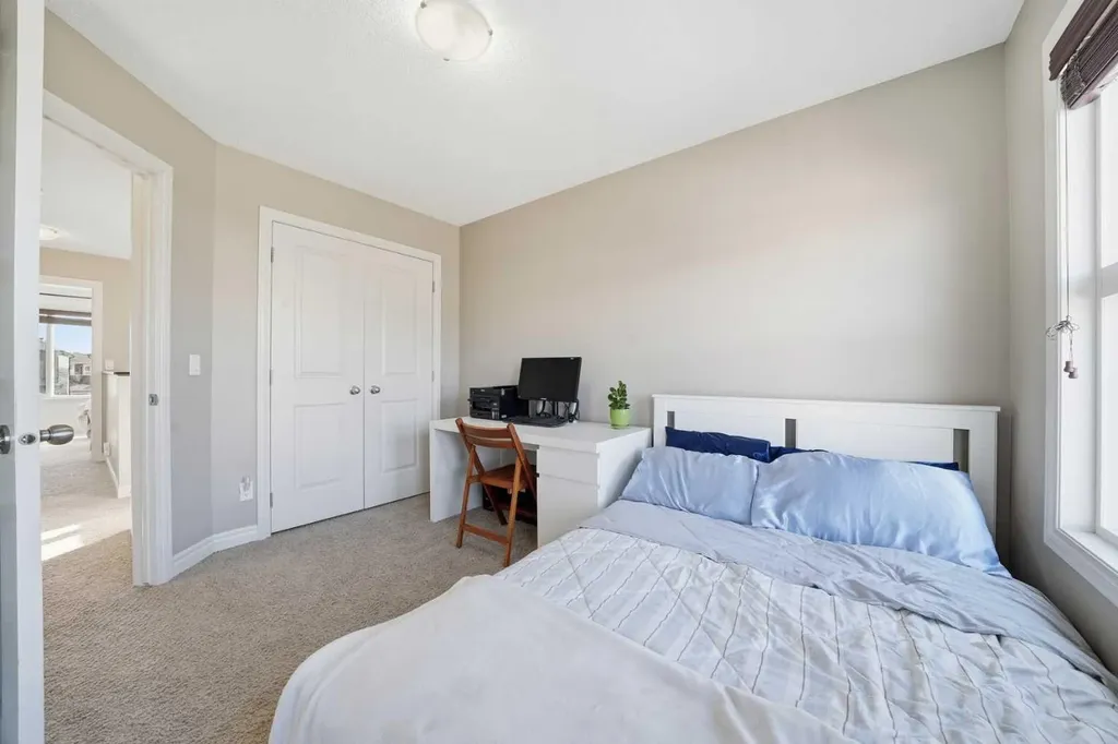 67 Evanspark Road NW Calgary AB T3P 0G6