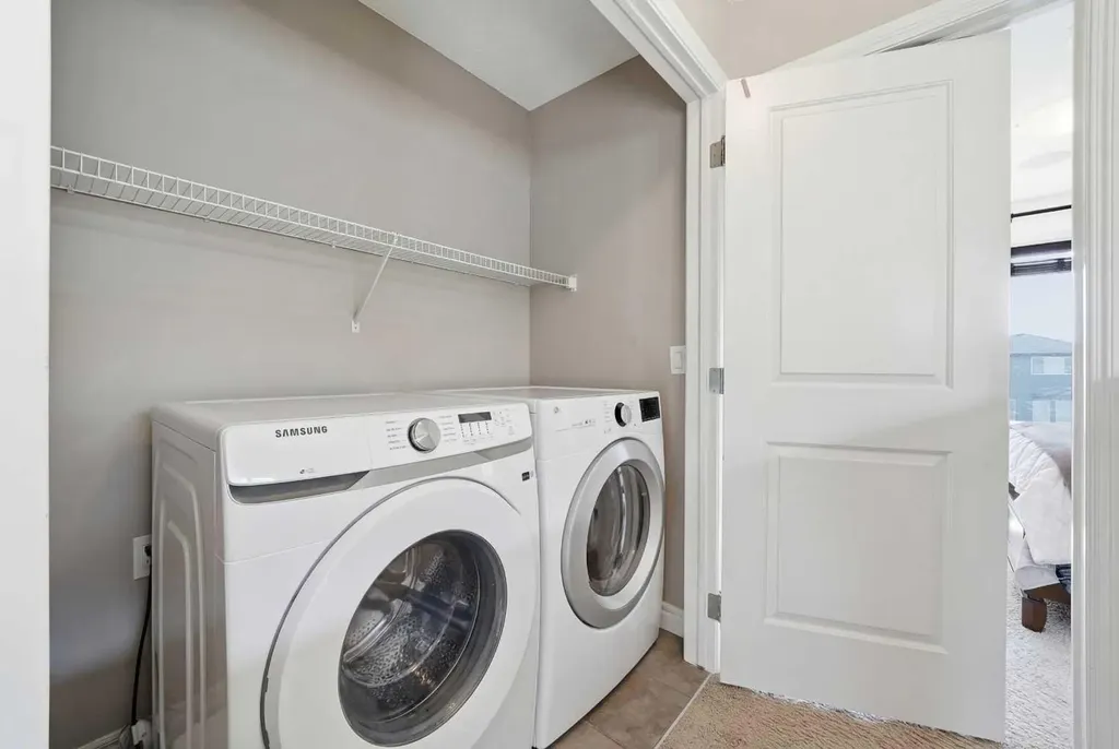 67 Evanspark Road NW Calgary AB T3P 0G6