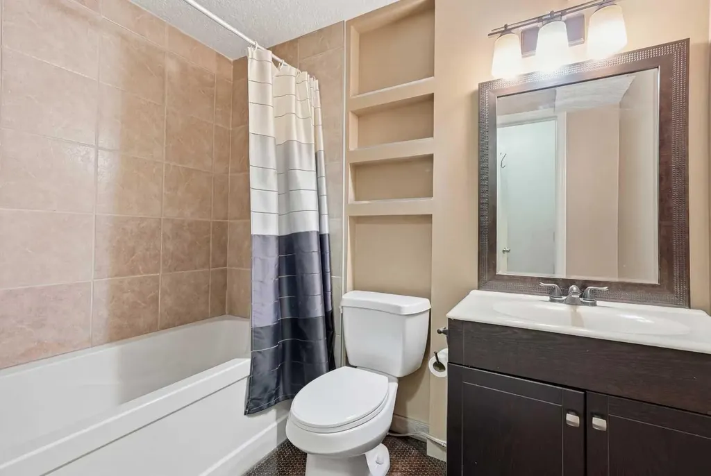 67 Evanspark Road NW Calgary AB T3P 0G6