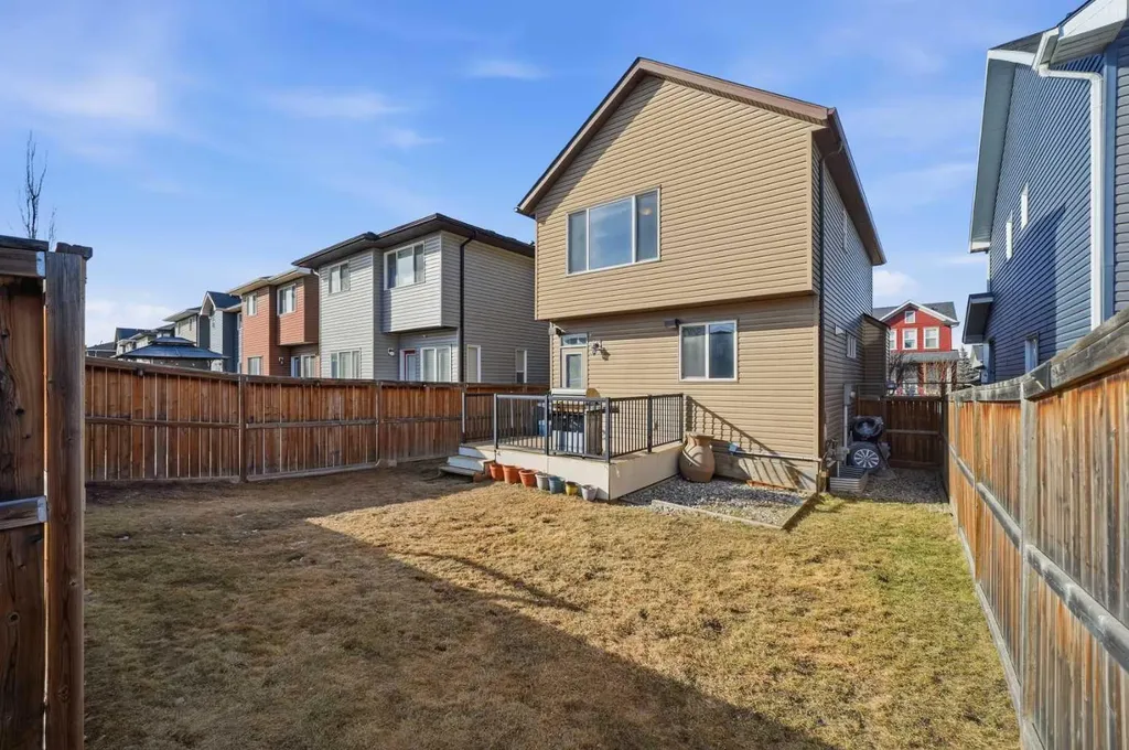 67 Evanspark Road NW Calgary AB T3P 0G6