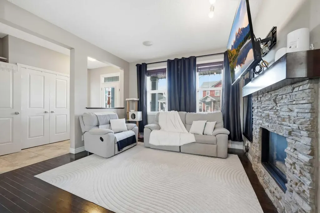 67 Evanspark Road NW Calgary AB T3P 0G6