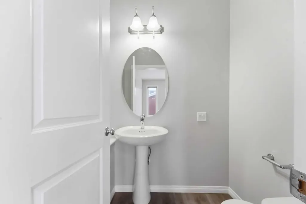 730 Redstone Drive NE Calgary AB T3N 1K9