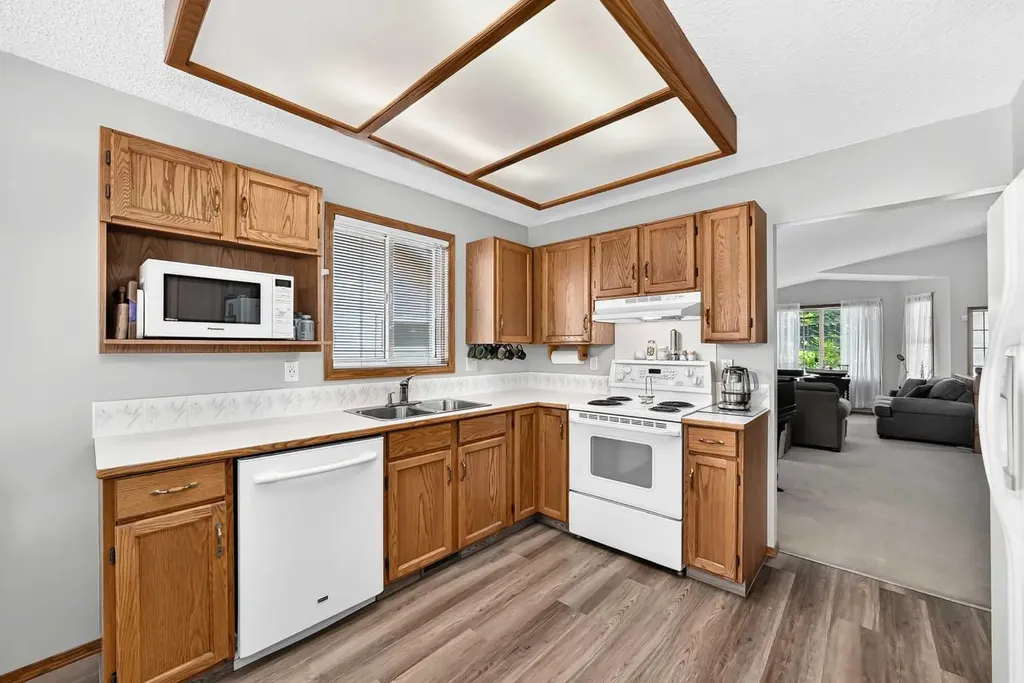 11444 Coventry Boulevard NE Calgary AB T3K 4B1