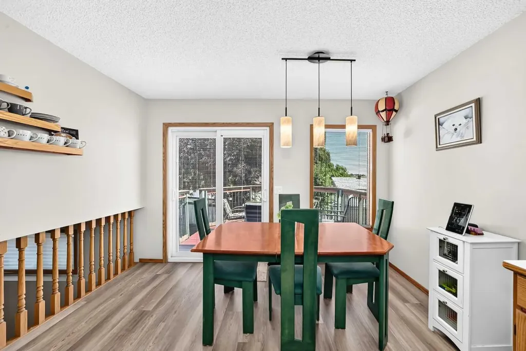 11444 Coventry Boulevard NE Calgary AB T3K 4B1