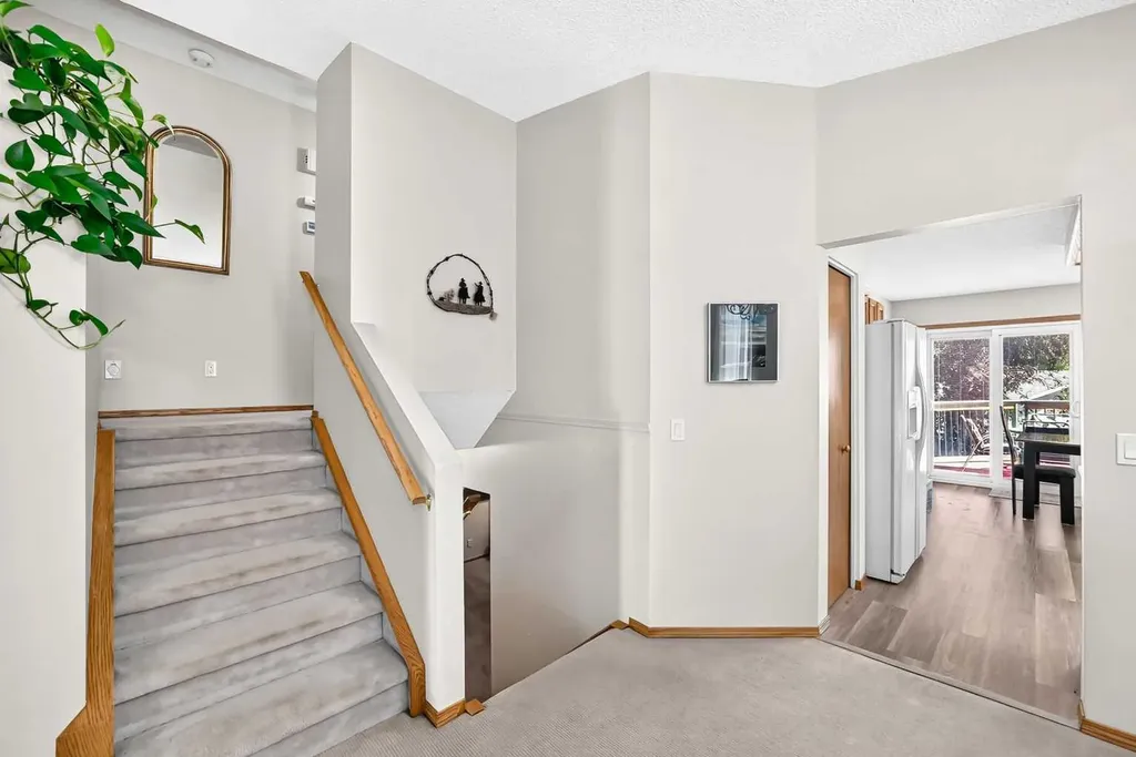 11444 Coventry Boulevard NE Calgary AB T3K 4B1