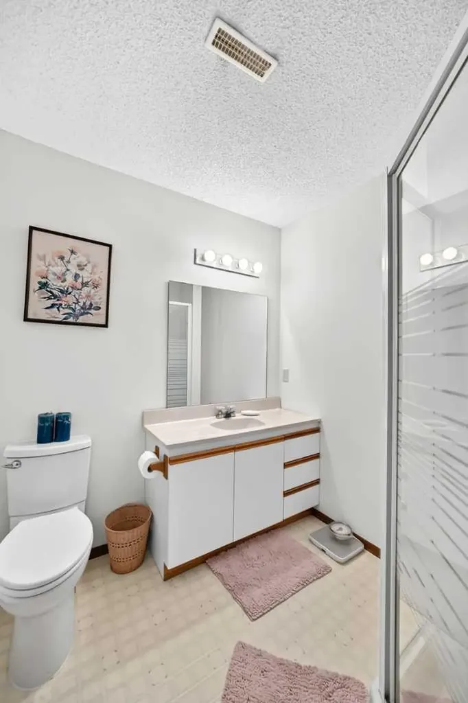 11444 Coventry Boulevard NE Calgary AB T3K 4B1
