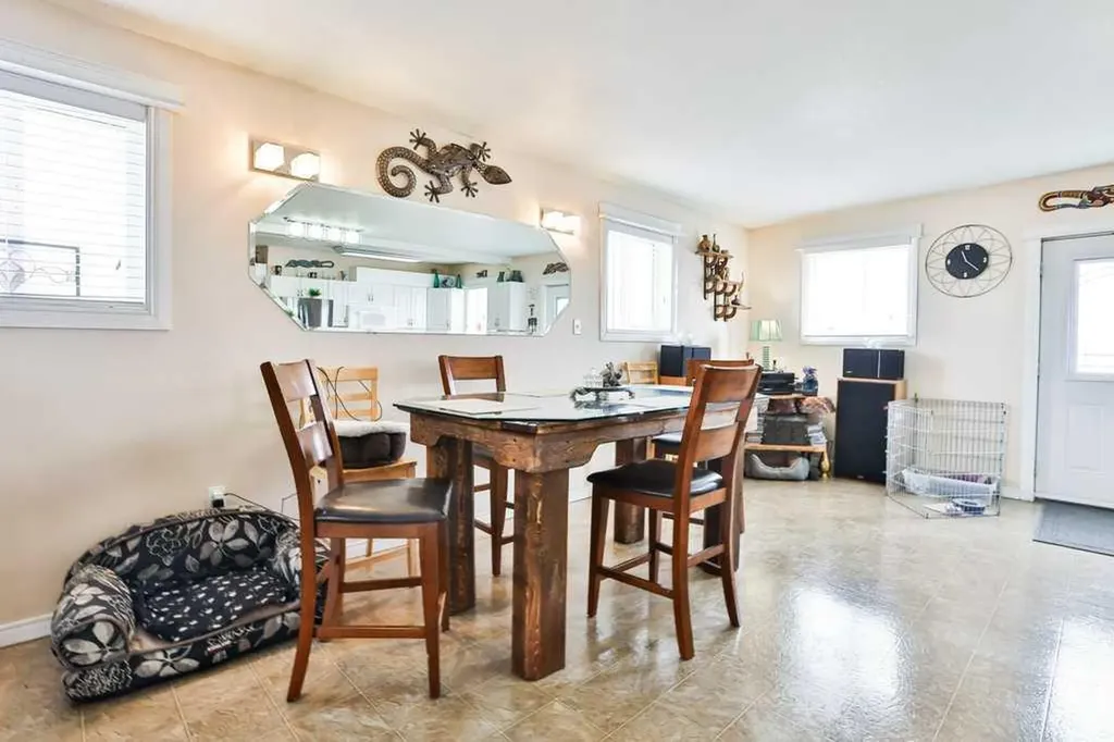 5062 50 Avenue Stavely AB T0L 1Z0