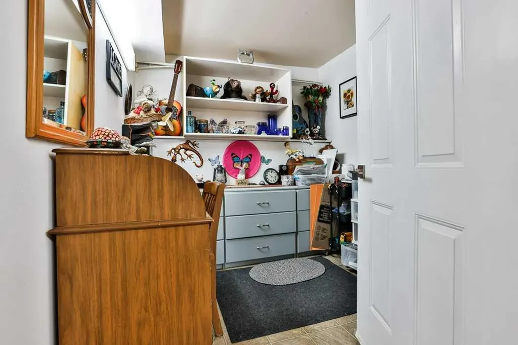 5062 50 Avenue Stavely AB T0L 1Z0