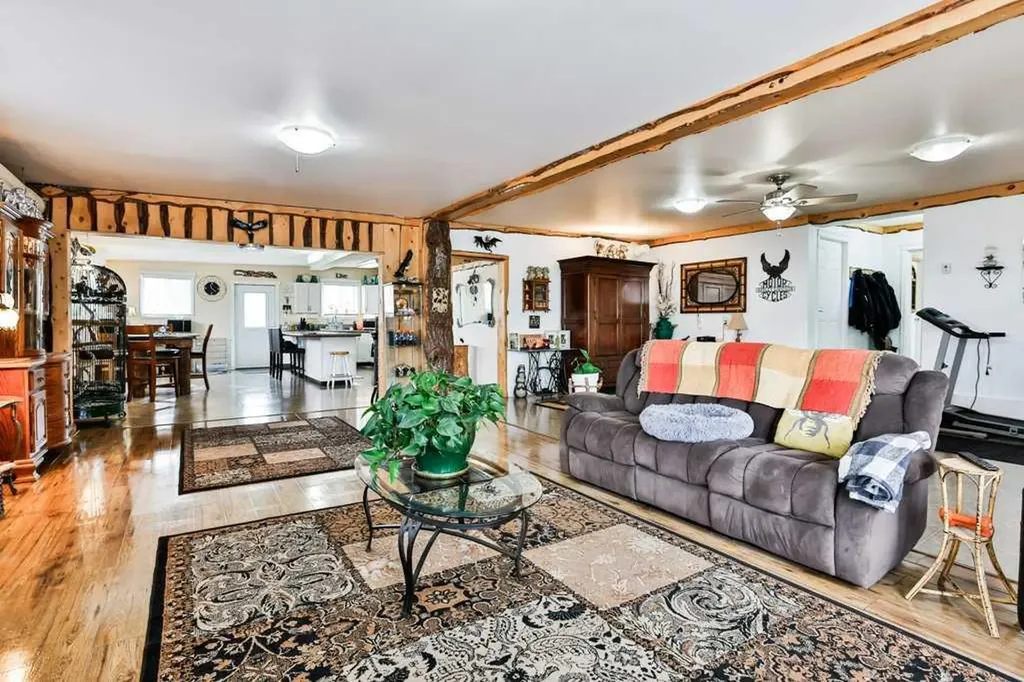 5062 50 Avenue Stavely AB T0L 1Z0