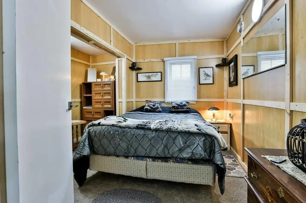 5062 50 Avenue Stavely AB T0L 1Z0