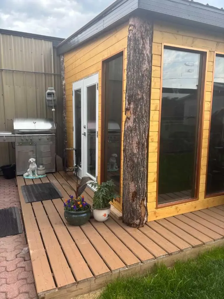 5062 50 Avenue Stavely AB T0L 1Z0