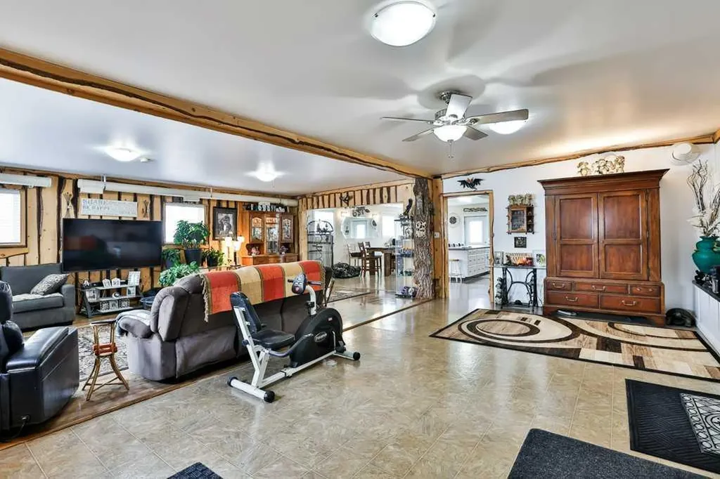 5062 50 Avenue Stavely AB T0L 1Z0