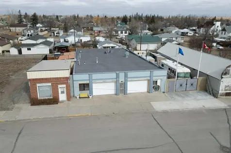 5062 50 Avenue Stavely AB T0L 1Z0