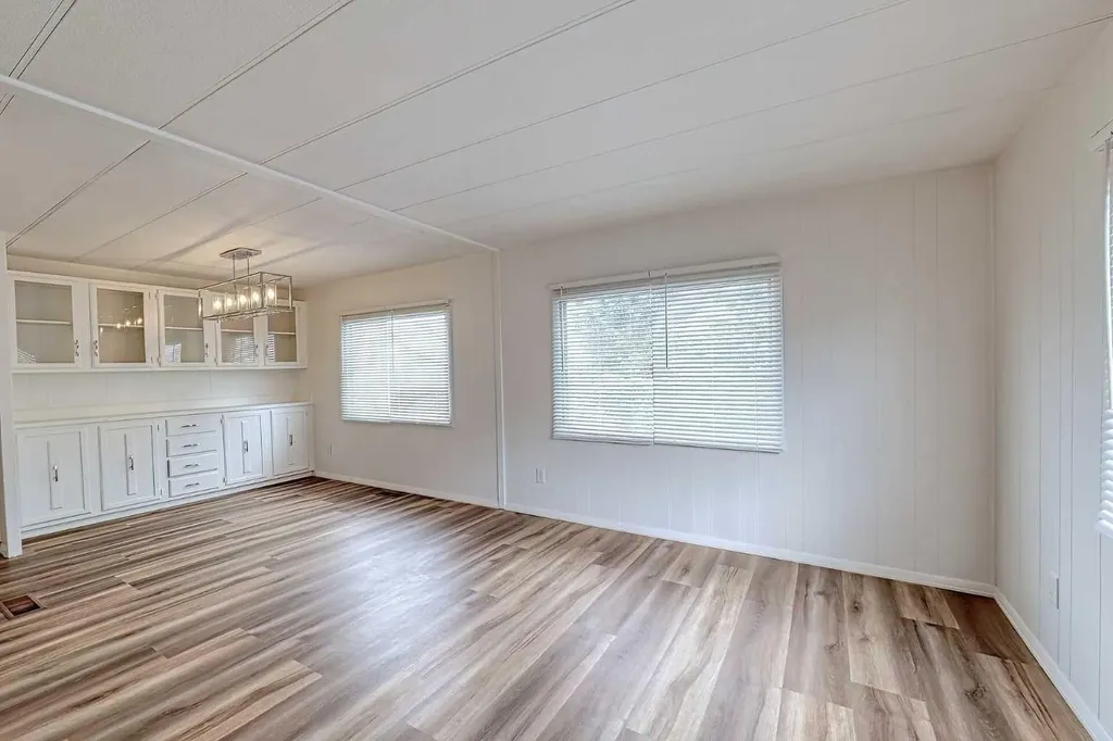 99 Arbour Lake Road NW Calgary AB T3G 4E4