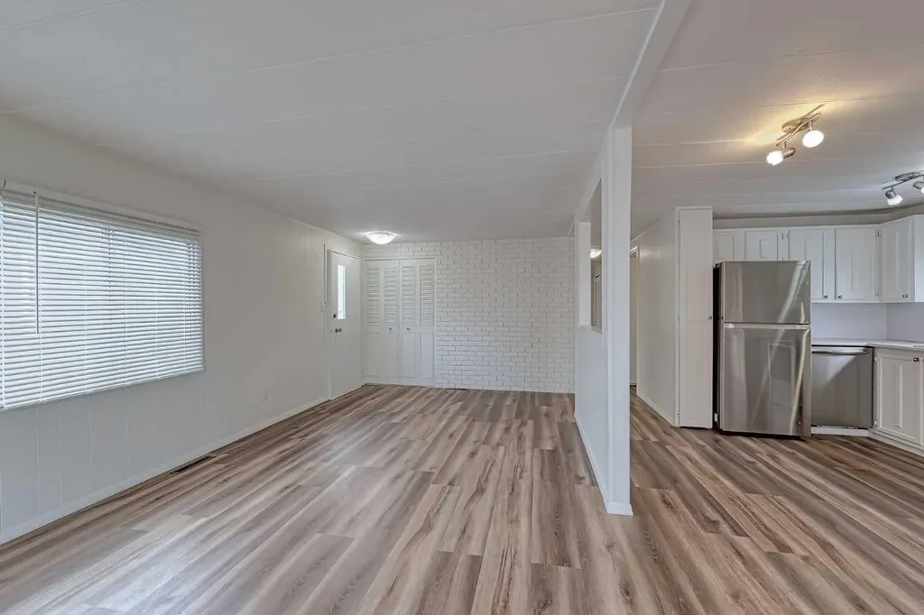 99 Arbour Lake Road NW Calgary AB T3G 4E4