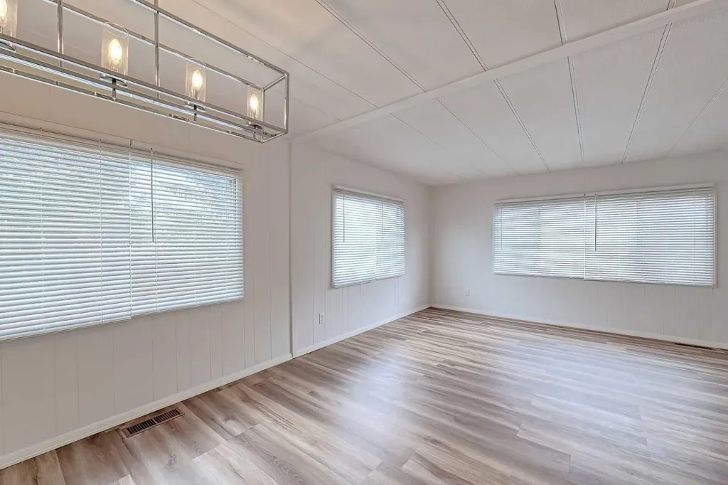 99 Arbour Lake Road NW Calgary AB T3G 4E4