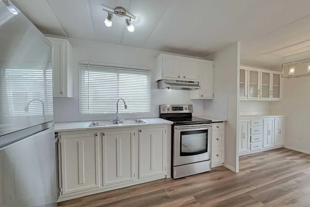 99 Arbour Lake Road NW Calgary AB T3G 4E4
