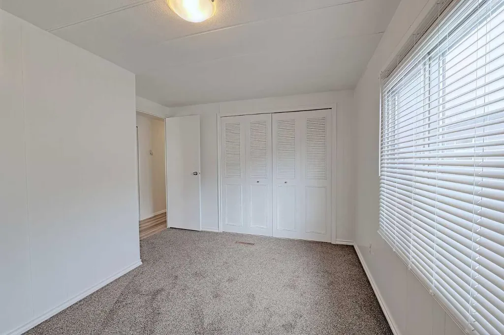 99 Arbour Lake Road NW Calgary AB T3G 4E4