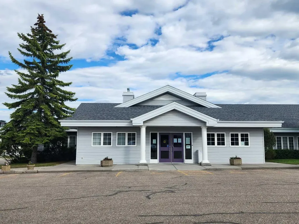 99 Arbour Lake Road NW Calgary AB T3G 4E4