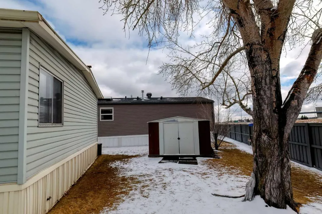 99 Arbour Lake Road NW Calgary AB T3G 4E4