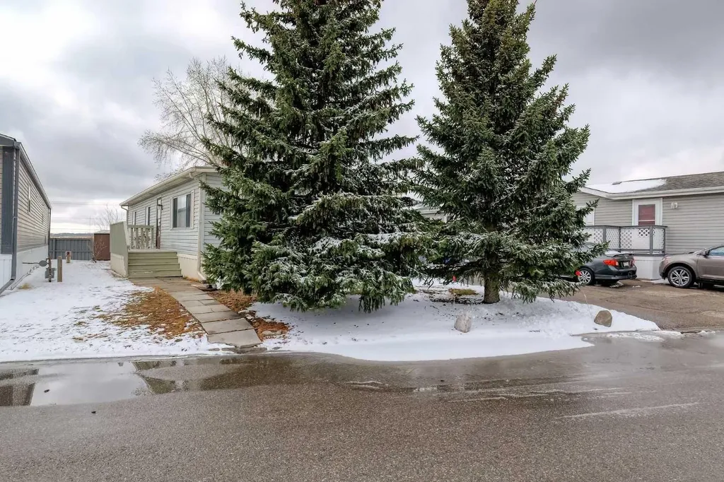 99 Arbour Lake Road NW Calgary AB T3G 4E4