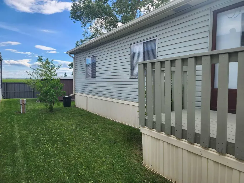 99 Arbour Lake Road NW Calgary AB T3G 4E4