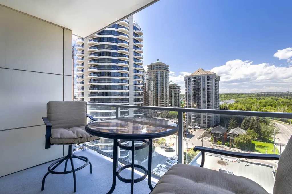 1025 5 Avenue SW Calgary AB T2P 1N4