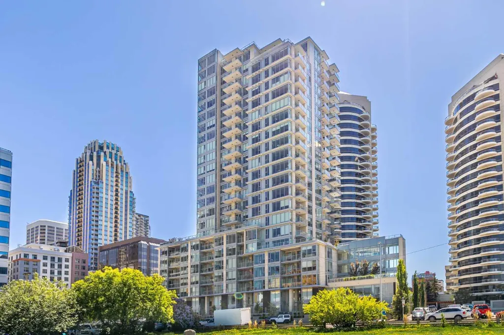 1025 5 Avenue SW Calgary AB T2P 1N4