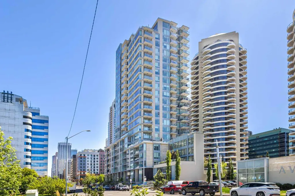 1025 5 Avenue SW Calgary AB T2P 1N4