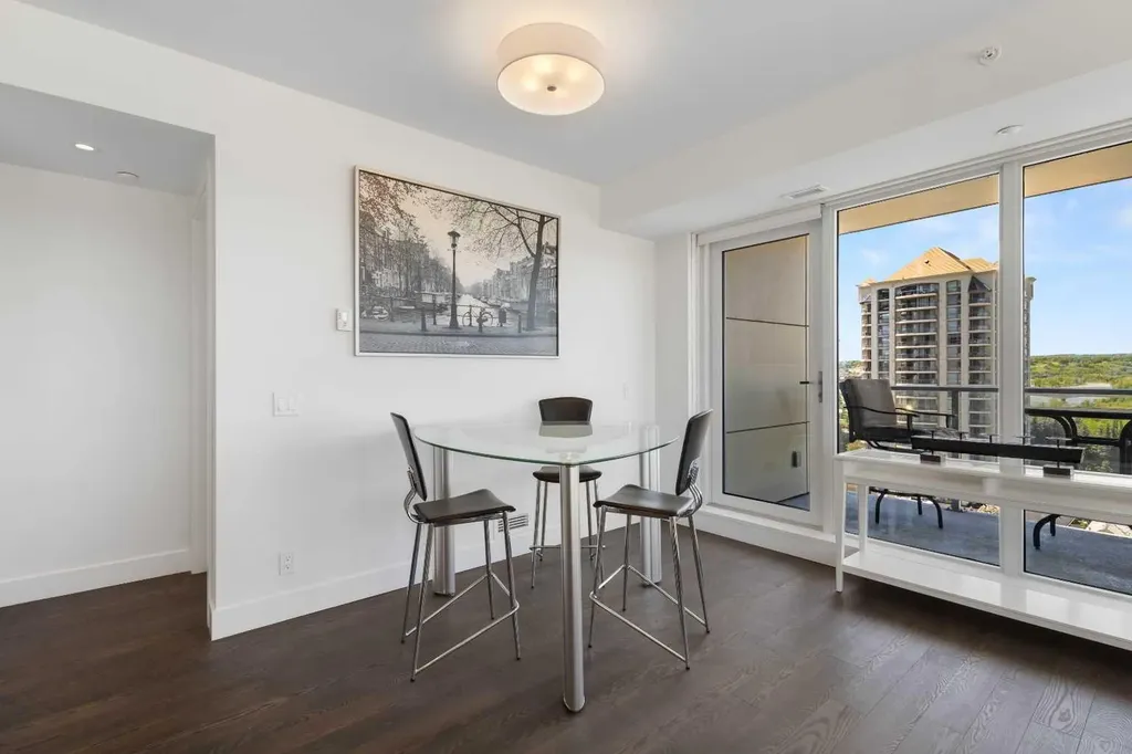 1025 5 Avenue SW Calgary AB T2P 1N4