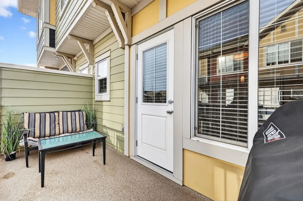330 Marquis Lane SE Calgary AB T3M2G6