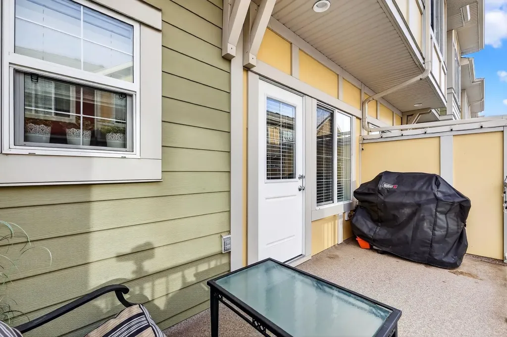 330 Marquis Lane SE Calgary AB T3M2G6