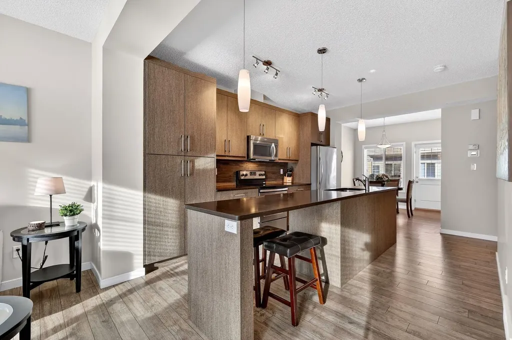 330 Marquis Lane SE Calgary AB T3M2G6