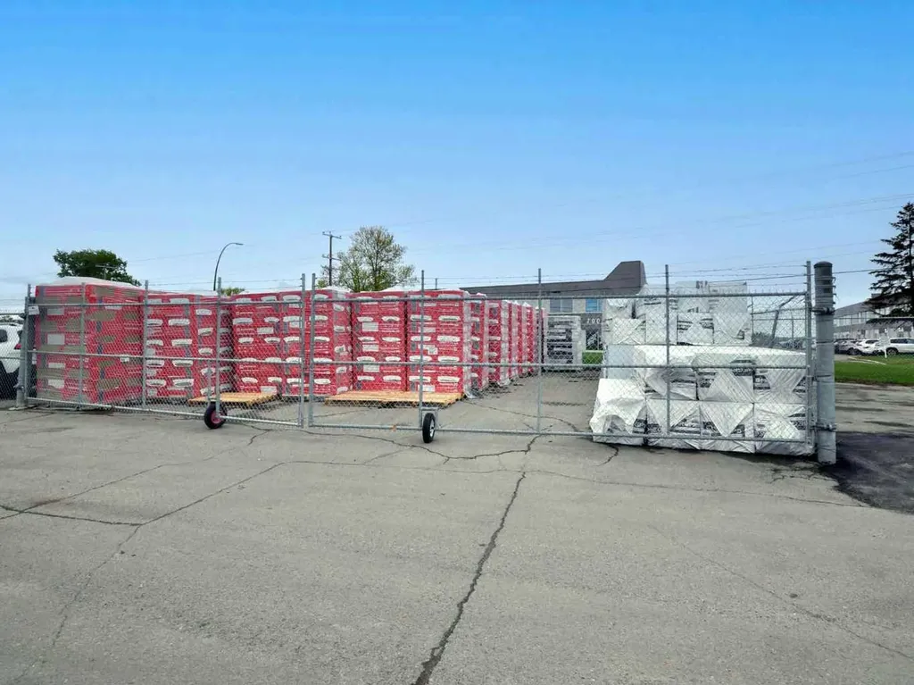 7026 30 Street SE Calgary AB t2c1j9