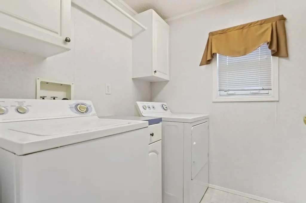 210 Grant Way Fort Mcmurray AB T9H 5J2