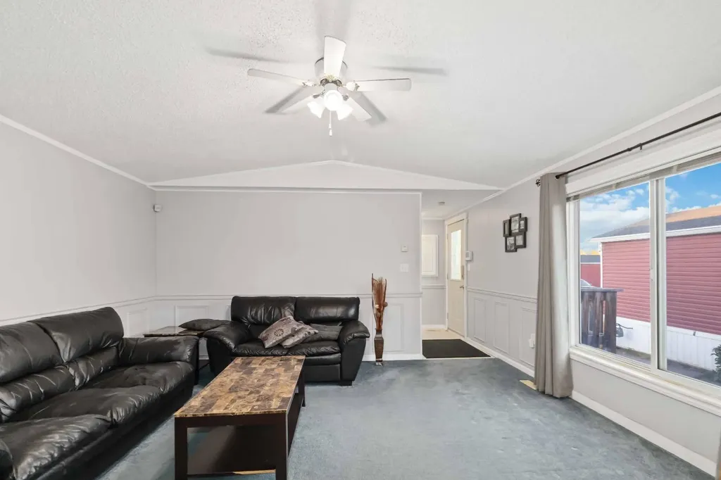 210 Grant Way Fort Mcmurray AB T9H 5J2
