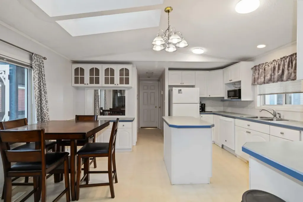 210 Grant Way Fort Mcmurray AB T9H 5J2