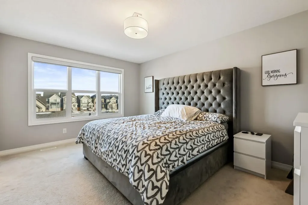370 Magnolia Heath SE Calgary AB T3M 2X4